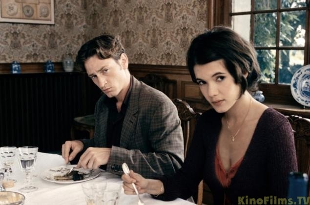 Фильм "Цветок зла / La fleur du mal" (2003) - Трейлеры