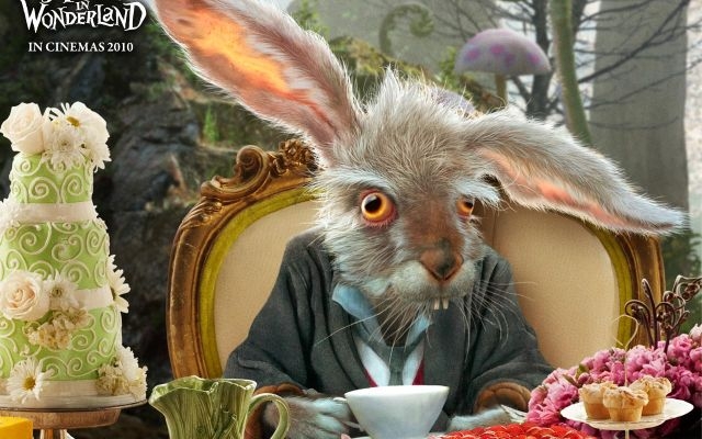 Мартовский заяц из сказки Алиса в стране чудес - Трейлеры