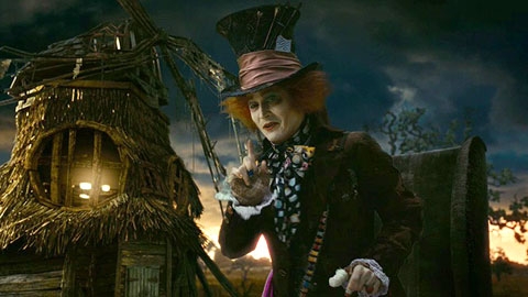 БЕЗУМНЫЙ ШЛЯПНИК "Алиса в стране чудес" - Трейлеры