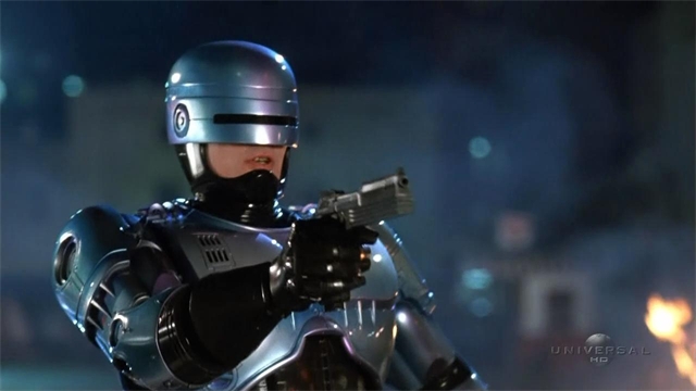 RoboCop «Робот-полицейский» - Трейлеры