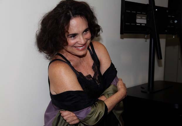 Режина Дуарте - Биографии