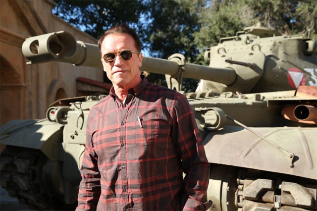 Арнольд Шварценеггер и M-47 - Биографии