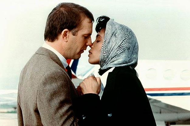 Телохранитель (фильм, 1992) - Трейлеры