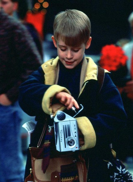 Главный герой фильма "Один дома" - Кевин Маккалистер - Биографии