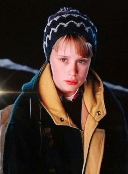 Главный герой фильма "Один дома" - Кевин Маккалистер - Биографии