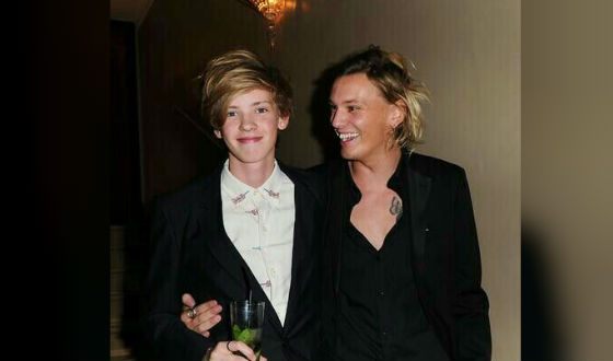 Биография Джейми Кэмпбелл Бауэра - Иностранные актеры.