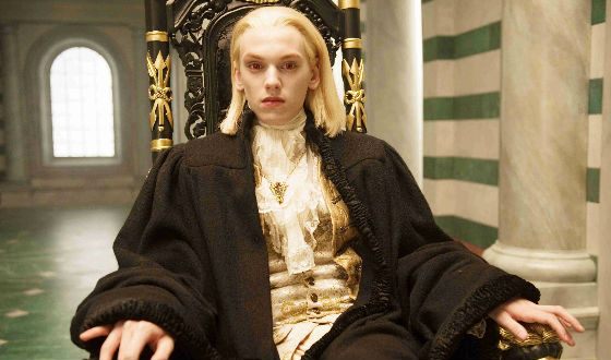 Биография Джейми Кэмпбелл Бауэра - Иностранные актеры.