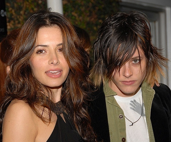 Шейн Маккатчен самый харизматичный женский персонаж. - Биографии