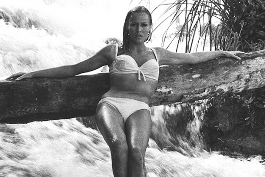 Девушки Бонда - Хани Райдер - первая «девушка Бонда» в исполнении Урсулы Андресс - Биографии