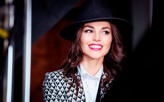 Биография Сати Казановой - Режиссеры.