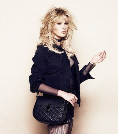 Дочь Алека Болдуина стала лицом известной фирмы