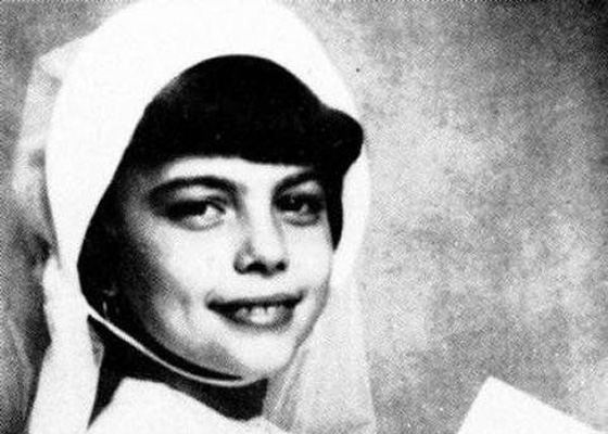 Биография Мирей Матье - Российские актеры.