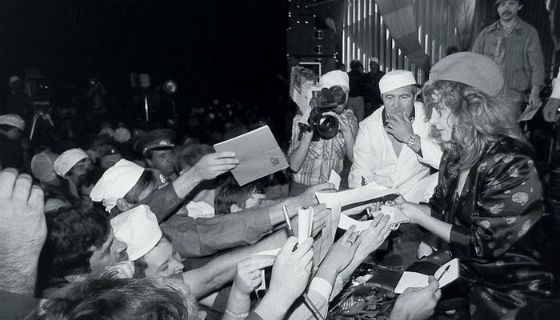 Биография Аллы Пугачевой - Иностранные актеры.