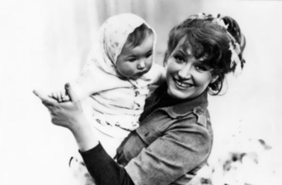 Биография Аллы Пугачевой - Иностранные актеры.