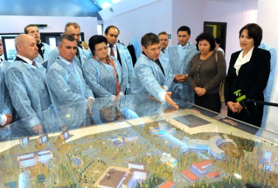 Биография Владимира Якушева - Режиссеры.