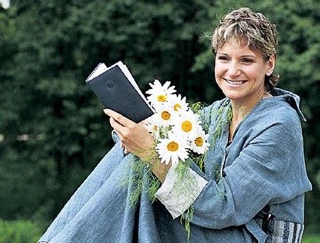 Биография Людмилы Артемьевой - Российские актеры.