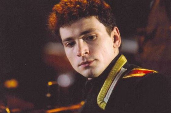 Биография Антона Хабарова - Российские актеры.