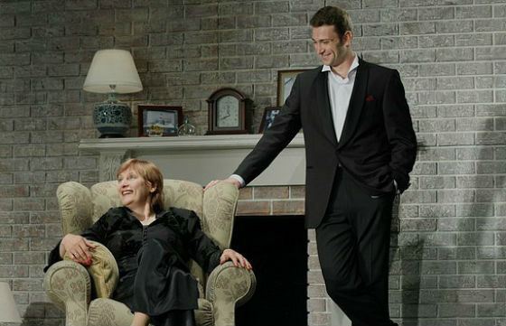 Биография Антона Хабарова - Российские актеры.