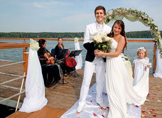 Биография Дениса Косякова - Российские актеры.