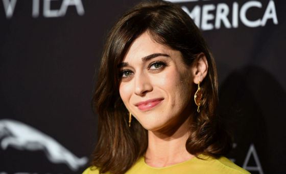 Биография Лиззи Каплан - Иностранные актеры.