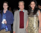 Майкл Дуглас готовится впервые стать дедушкой Майкл Дуглас готовится впервые стать дедушкой