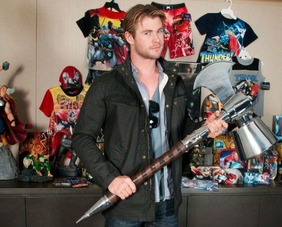 Биография Лиама Хемсворта - Иностранные актеры.