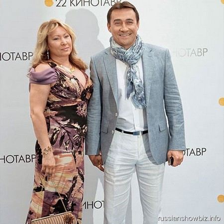 Камиль Ларин биография актера, фото и его жена 2017 - Российские актеры.