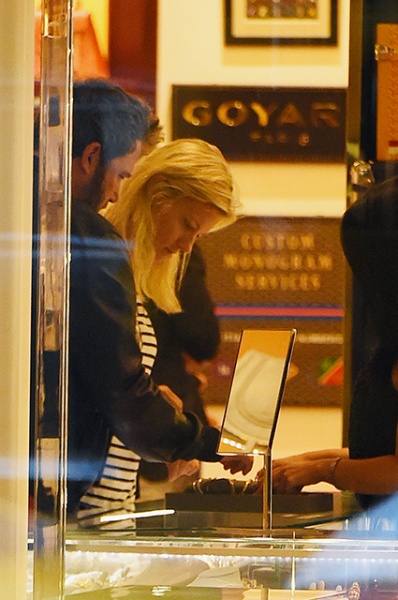 Бен Аффлек и его возлюбленная провели выходные в Нью-Йорке