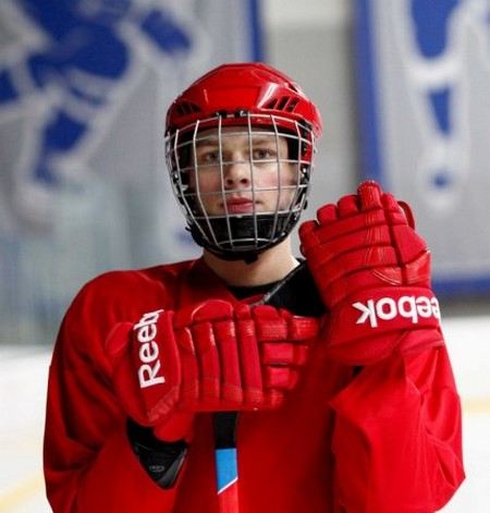 Биография Дениса Никифорова - Российские актеры.