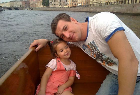 Биография Александра Устюгова - Российские актеры.