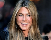 Дженнифер Энистон всерьез задумалась о возрасте