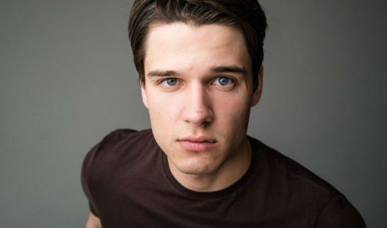 Биография Ивана Жвакина - Российские актеры.