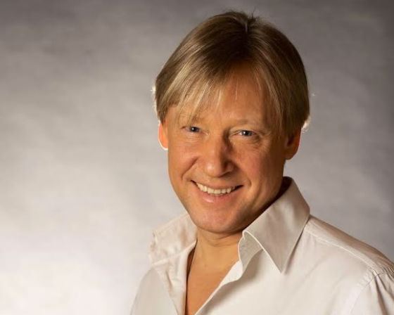 Биография Дмитрия Харатьяна - Российские актеры.