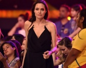 Раскрыт секрет худобы Анджелины Джоли