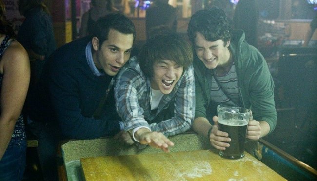 Фильм 21 и больше (2013) - Трейлеры