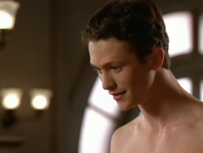 100 девчонок и одна в лифте - Трейлеры