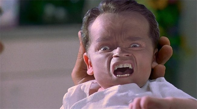 Фильм Джуниор - Трейлеры