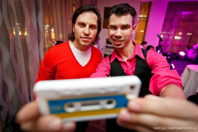 Дублёр (фильм, 2012) - Трейлеры