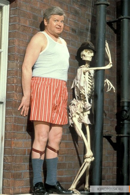 Шоу Бенни Хилла - Трейлеры