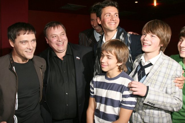 Фильм "Ласковый май" (2009) - Трейлеры