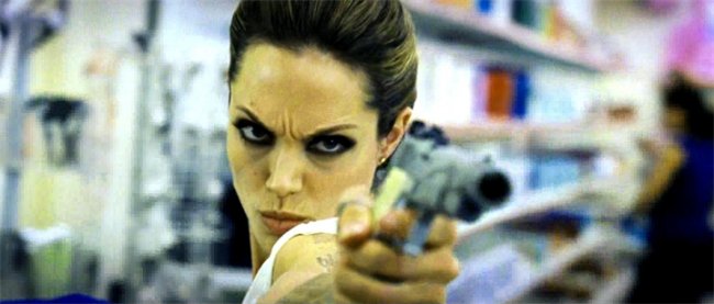 Особо опасен (фильм, 2008) - Трейлеры