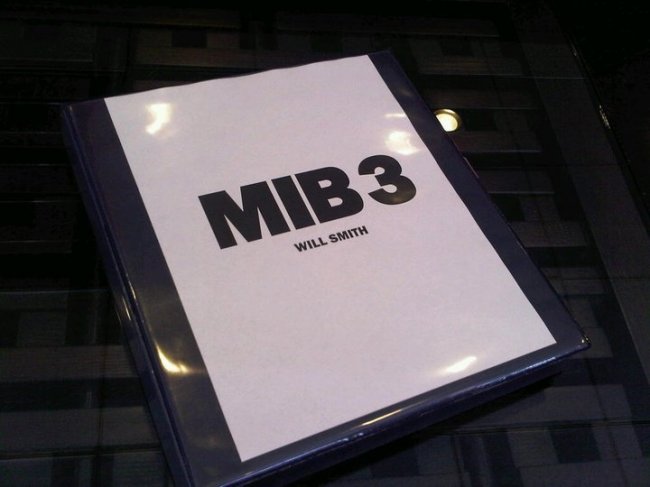 кино Люди в черном 3 - Трейлеры