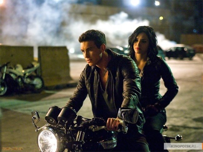 3 метра над уровнем неба - Трейлеры