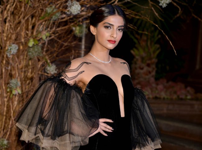 Голливуд, подвинься: 7 потрясающих звезд индийского кино - Новости кино.