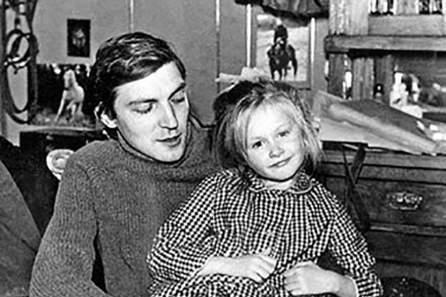 Полина Невзорова - Биография