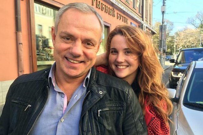 Александр Мохов - Биография