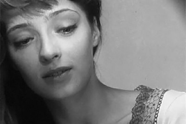 Людмила Абрамова - Биография