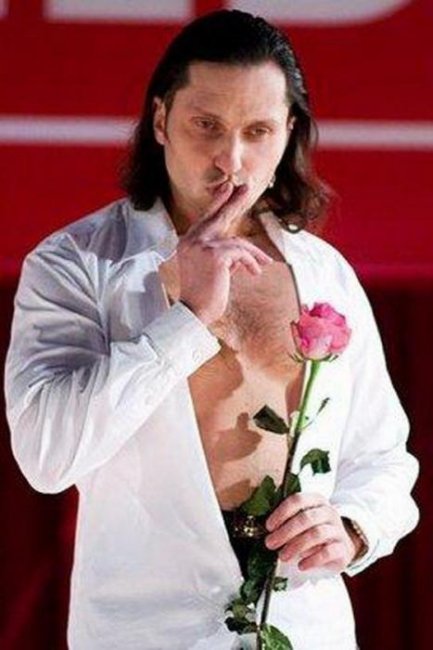 Александр Pева - Биографии