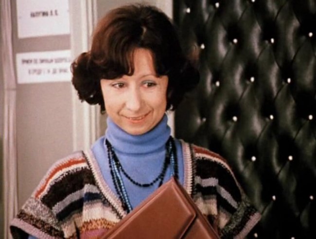 Актриса Лия Ахеджакова - Биографии