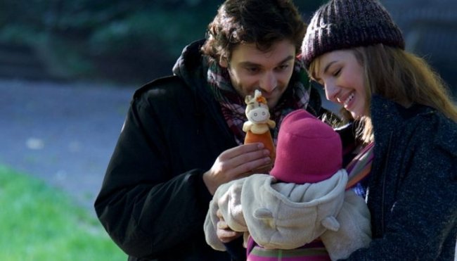 Секса много не бывает (2011) (Un heureux evenement) - Трейлеры